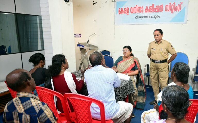 പ്രധാനാധ്യാപികയെ സ്‌കൂളിൽ പ്രവേശിപ്പിക്കാത്ത സംഭവം: വനിതാ കമ്മീഷൻ സ്വമേധയാ കേസെടുത്തു, Kerala Women's Commission Kerala State Women's Commission കേരള വനിതാ കമ്മീഷൻ, Kerala Women's Commission official website Vanitha Commission Kerala, Kerala Women's Commission complaints കേരള വനിതാ കമ്മീഷൻ പരാതി How to file complaint in Kerala Women's Commission Kerala Women's Commission case status Kerala Women's Commission chairperson Adv P Satheedevi Kerala Women's Commission Kerala Women's Commission helpline കേരള വനിതാ കമ്മീഷൻ ഹെൽപ്ലൈൻ Kerala Women's Commission address Thiruvananthapuram Kerala Women's Commission sitting / adalath കേരള വനിതാ കമ്മീഷൻ അദാലത്ത് Kerala Women's Commission news Kerala Women's Commission latest news 2026 Kerala Women's Commission Act 1990 കേരള വനിതാ കമ്മീഷൻ നിയമം,Kerala Women's Commission domestic violence Kerala Women's Commission dowry cases Kerala Women's Commission matrimonial fraud Kerala Women's Commission awareness campaign Parannuyaram Karuthode campaign Kerala Women's Commission media award Women's Commission Kerala complaint online കേരള വനിതാ കമ്മീഷൻ സ്ത്രീധനം Kerala Women's Commission Pattom Kerala Women's Commission Facebook / Instagram, കേരള സ്ത്രീ കമ്മീഷൻ കേരള വനിതാ കമ്മീഷൻ വാർത്തകൾ വനിതാ കമ്മീഷൻ പരാതി ഫയൽ ചെയ്യാൻ കേരള വനിതാ കമ്മീഷൻ കേസ് സ്റ്റാറ്റസ് കേരള വനിതാ കമ്മീഷൻ അധ്യക്ഷ വനിതാ കമ്മീഷൻ അദാലത്ത് 2026 കേരള വനിതാ കമ്മീഷൻ ഫോൺ നമ്പർ