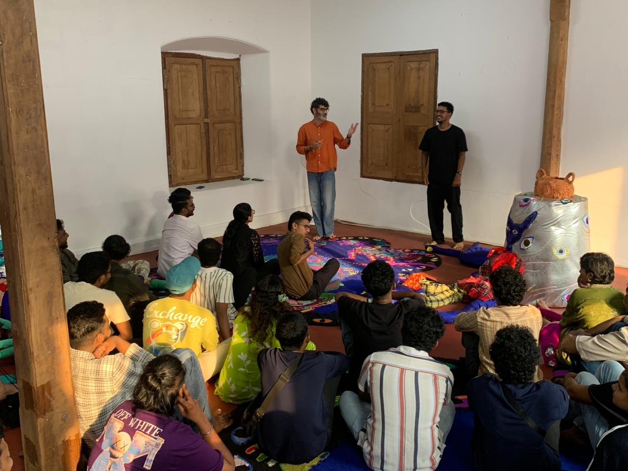 കൊച്ചി ബിനാലെയിൽ ഇന്ത്യൻ ആംഗ്യഭാഷാ ശിൽപശാല സംഘടിപ്പിച്ചു,