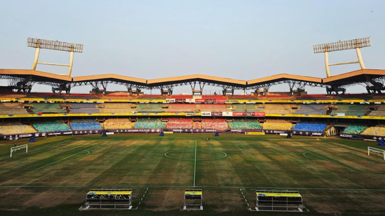 ഐഎസ്എൽ ആവേശം; കൊച്ചി നഗരത്തിൽ വിപുലമായ ഗതാഗത നിയന്ത്രണം,