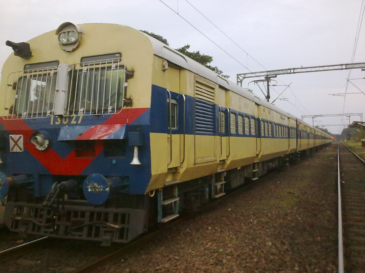 പാലക്കാട് മെമുവിന് കോച്ചുകൾ കൂട്ടി, Palakkad Ernakulam MEMU Ernakulam Palakkad MEMU PGT ERS MEMU 06797 train 06798 train Palakkad to Ernakulam MEMU Ernakulam to Palakkad MEMU Palakkad Kochi MEMU, PGT to ERS MEMU Ernakulam Junction to Palakkad MEMUPalakkad Ernakulam MEMU time table 06797 Palakkad Ernakulam MEMU schedule Palakkad to Ernakulam train timing Ernakulam Palakkad MEMU timetable PGT ERS MEMU express special Palakkad Ernakulam MEMU live running status 06797 train route and stops Palakkad Kochi MEMU ticket price Palakkad Ernakulam passenger train Morning MEMU from Palakkad to Kochi Afternoon MEMU from Ernakulam to Palakkad Palakkad Ernakulam MEMU coach increase / extra coaches